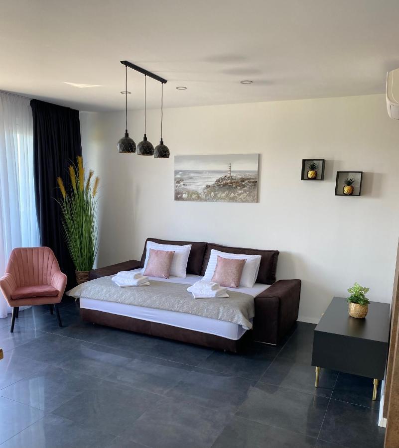 Villa Donatella Podstrana Buitenkant foto
